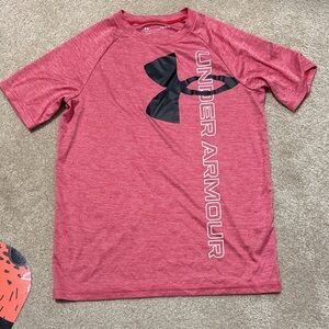 Under Armour Boy’s Heather Red Short Sleeve Tee with Black Logo